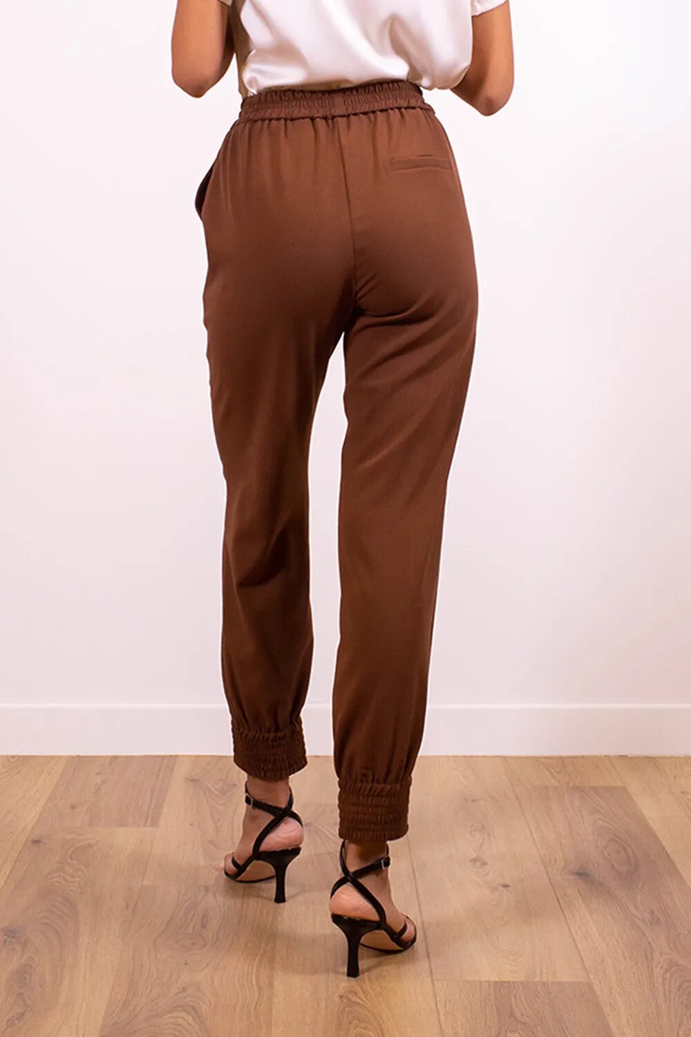 Pantaloni con elastico
