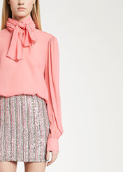 Blusa con collo a foulard