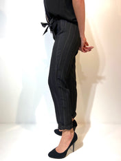 Pantalone gessato a sigaretta