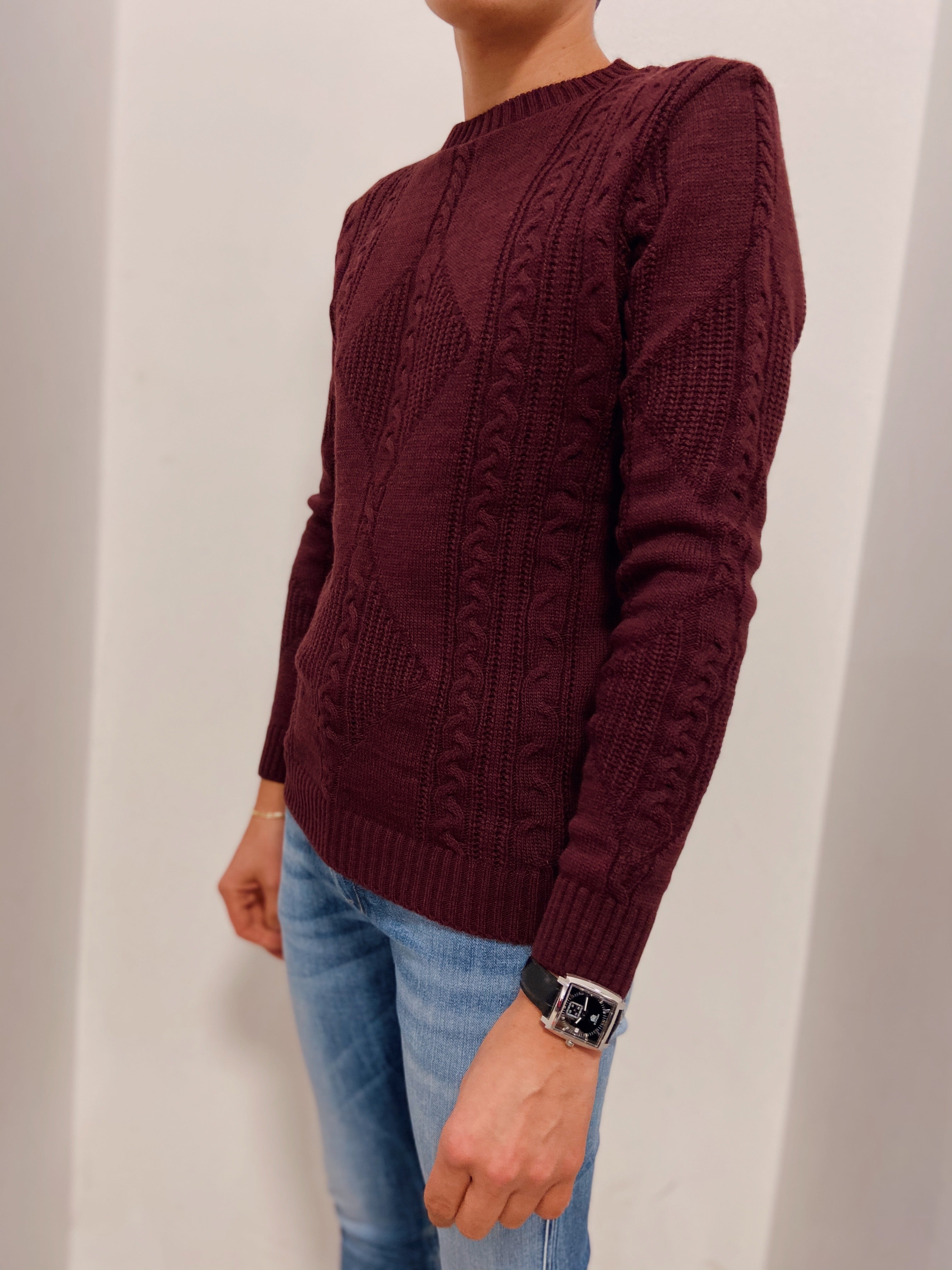 Maglia a trecce girocollo