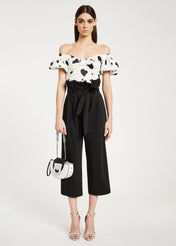 Pantaloni cropped