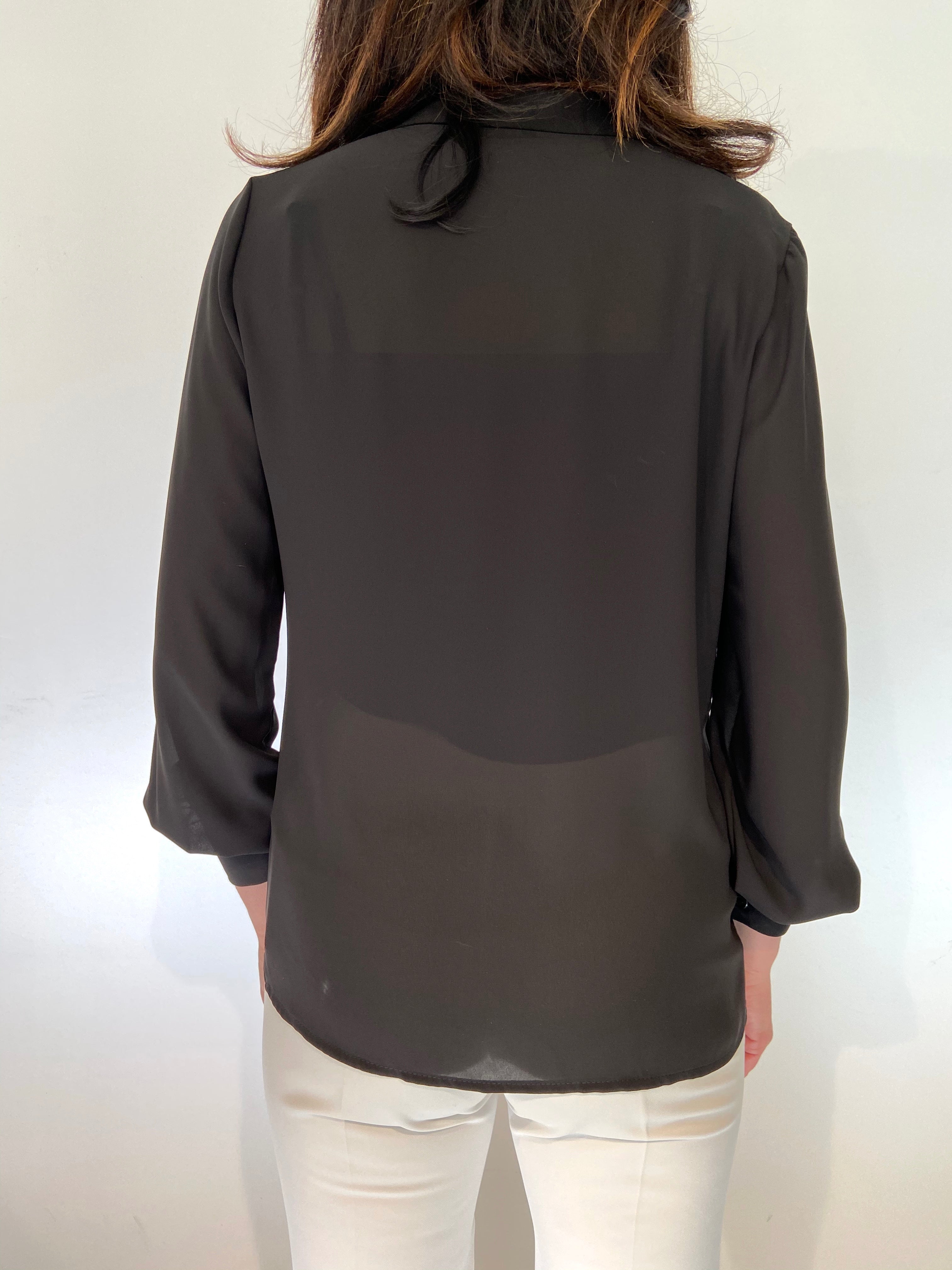 Camicia scollo a V in doppia georgette