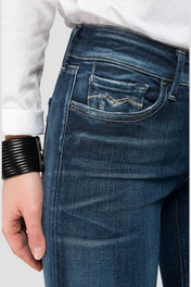 Jeans skinny vita alta con lavaggio
