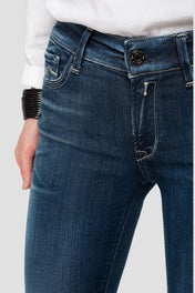 Jeans skinny vita alta con lavaggio