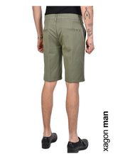 Bermuda verde militare