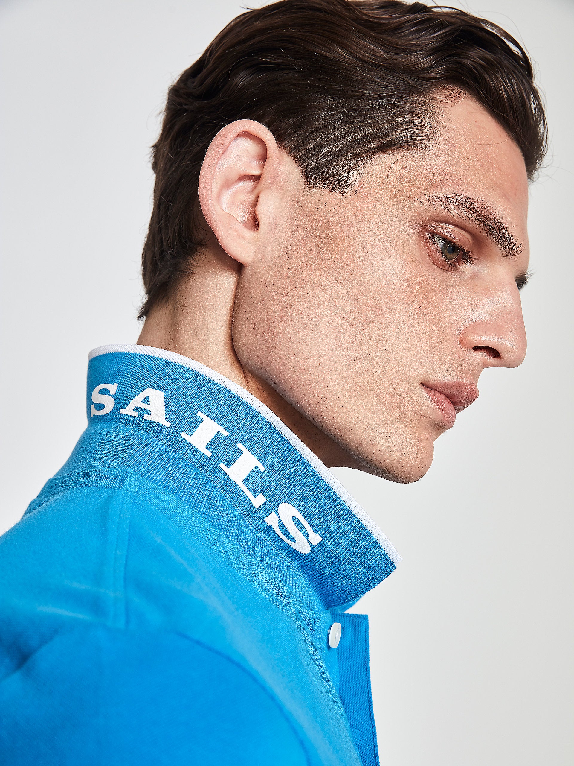 Polo azzurra in piquet