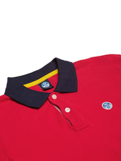 Polo rossa con contrasti