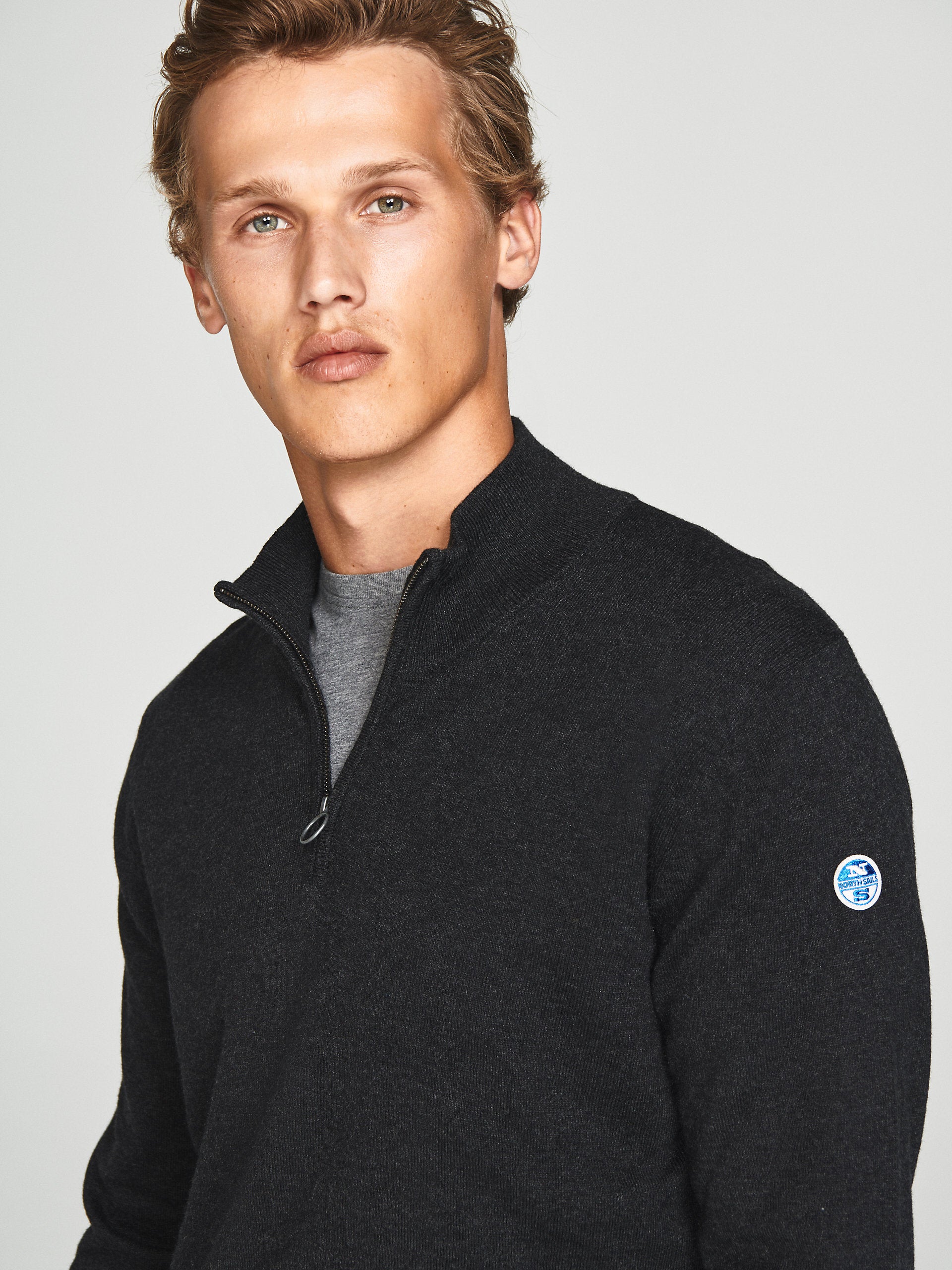Maglia in lana con mezza zip