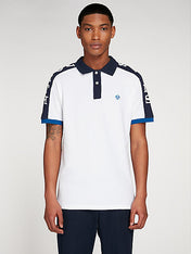 Polo con scritte