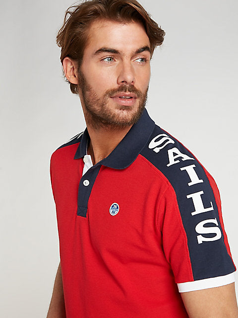Polo con scritte